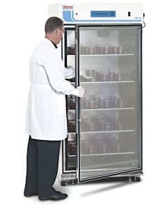 Large-Capacity Reach-In CO2 Incubator, 821 L, Polished SS, 29 cu ft 115V, 60 Hz